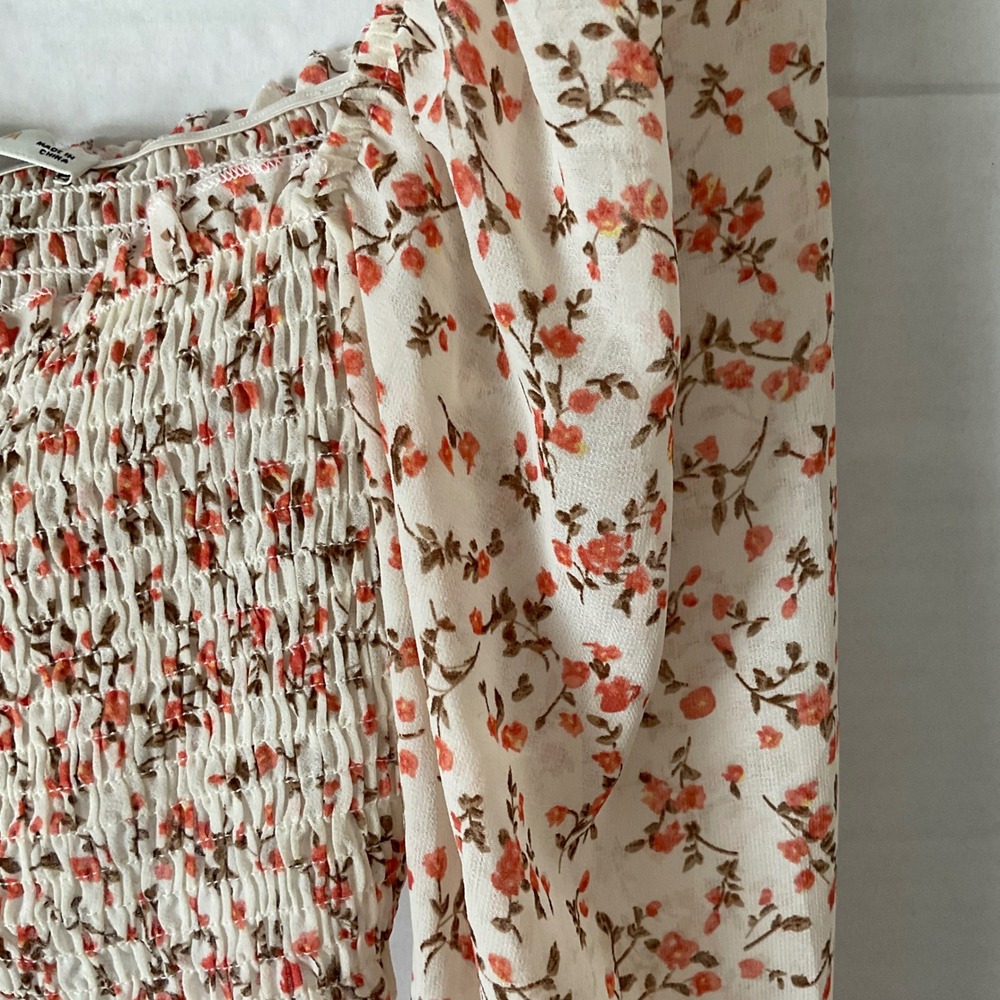 O.VIANCA Womens Medium Floral Smocked Crop Top Long Balloon Sleeve Orange Cream - Picture 9 of 9